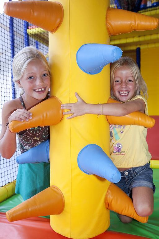 Roompot Buitenplaats De Hildenberg Appelscha Buitenkant foto